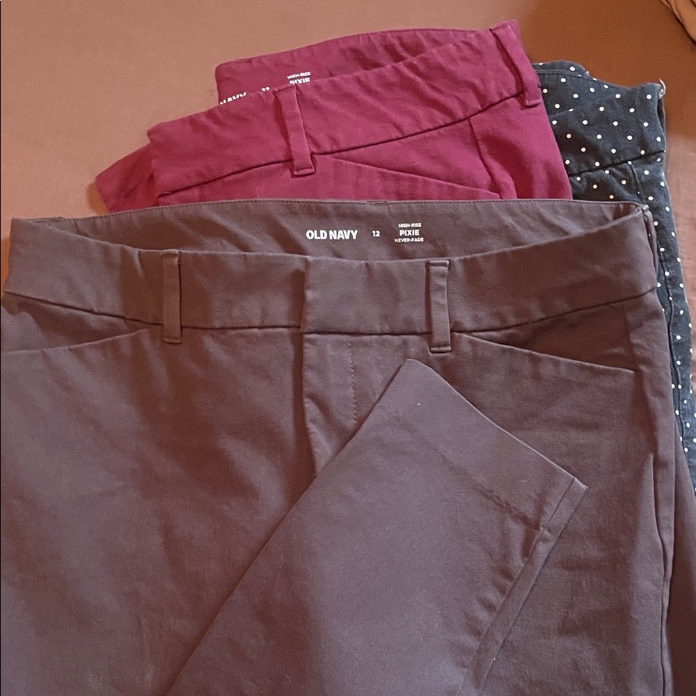 Old Navy Women's Skinny Pants in Brown - size 12 high rise pixie never fade.